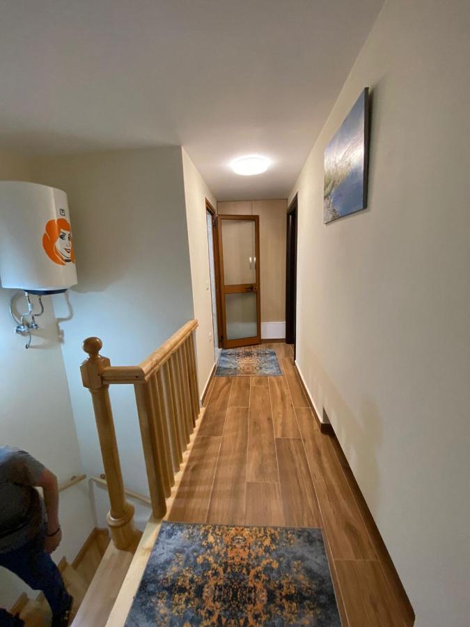 B & B Pogradec Esterno foto