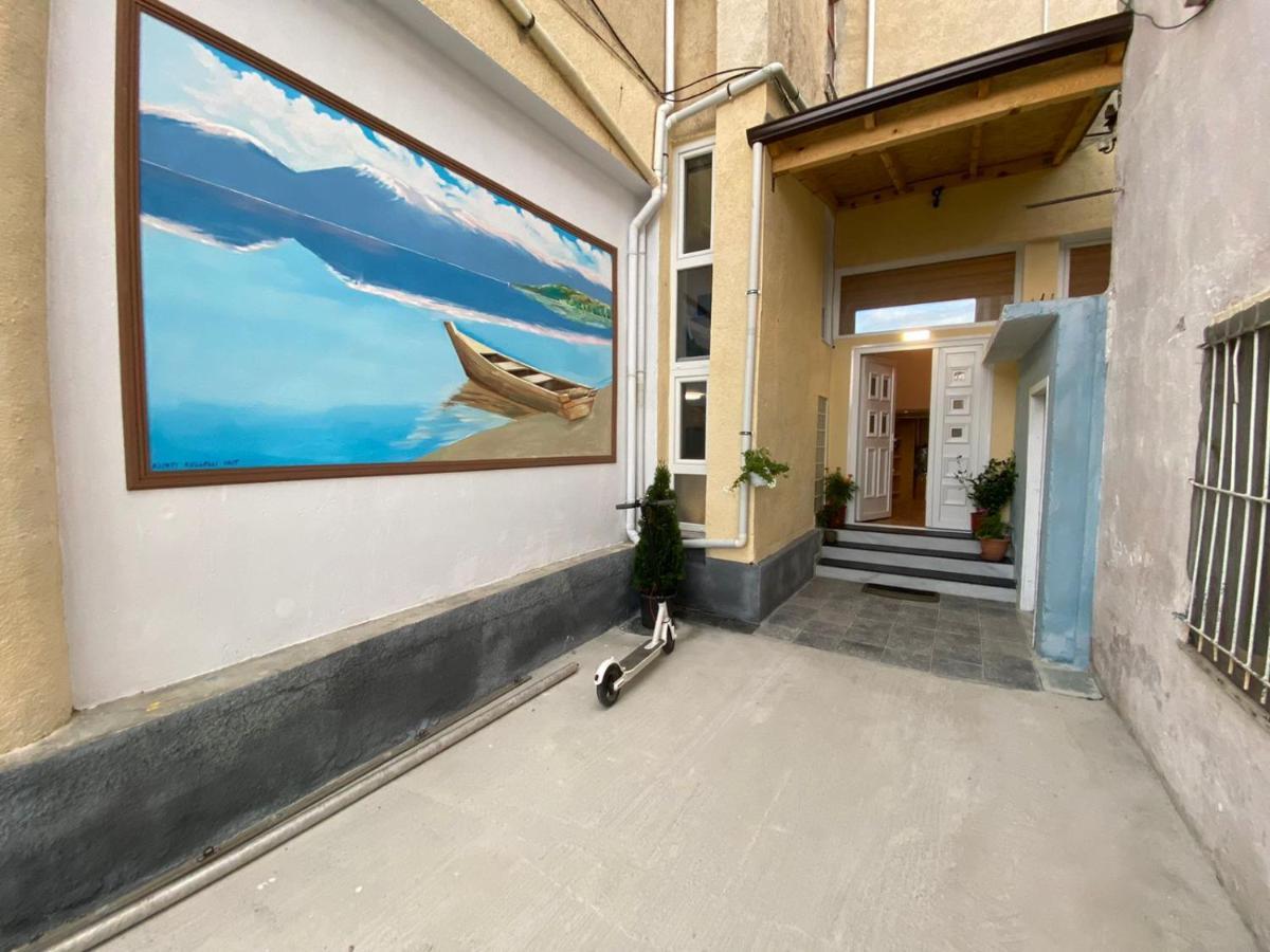 B & B Pogradec Esterno foto